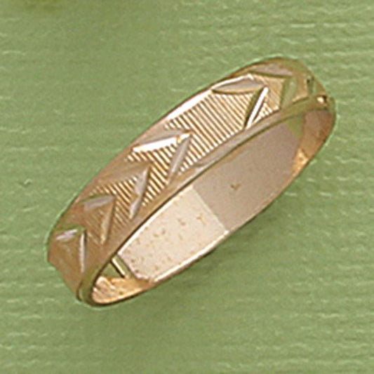 Diamond Cut 4mm Band Ring