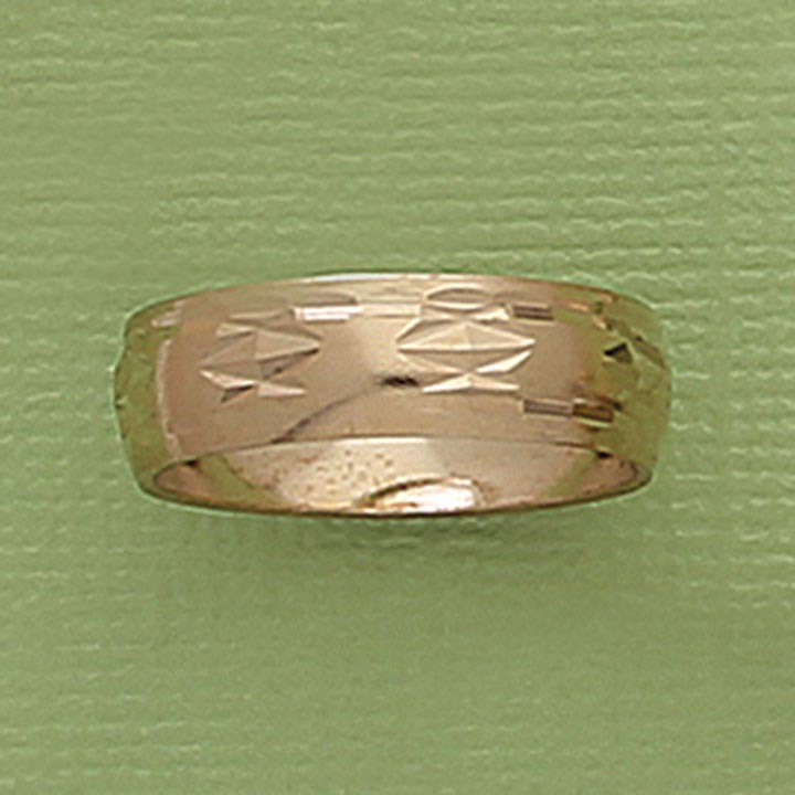 Diamond Cut 7mm Band Ring